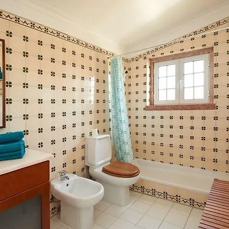 Relaxing W/pool Up To 6 People * 卡斯凯什